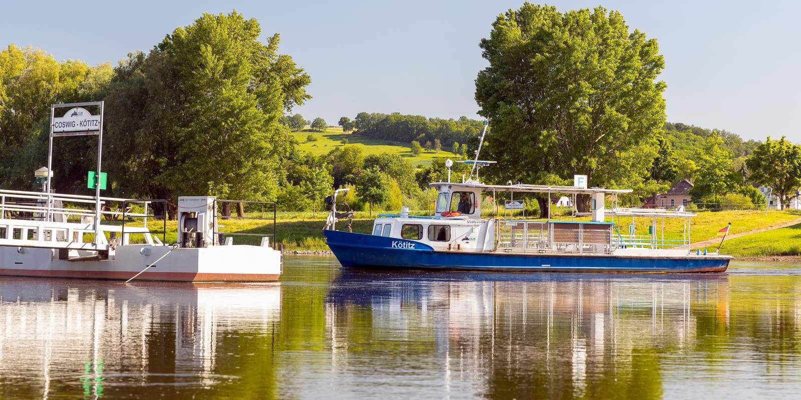 Fähre über die Elbe zwischen Coswig-Kötitz und Gauernitz, Coswig, Sachsen, Deutschland © Gabriele Hanke